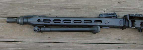 1154mg42a.jpg - 25349 Bytes