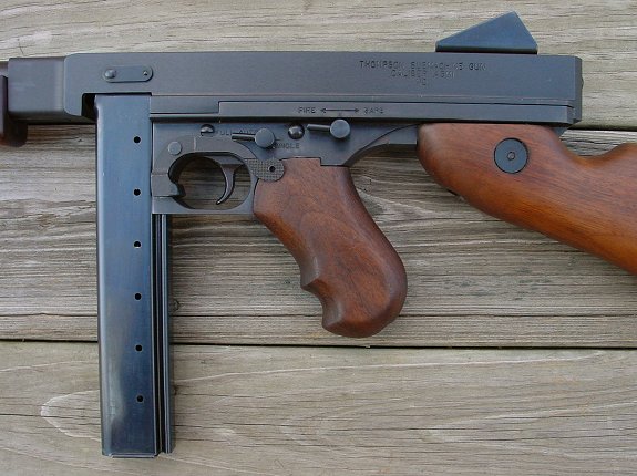 1261thompb.jpg - 60121 Bytes