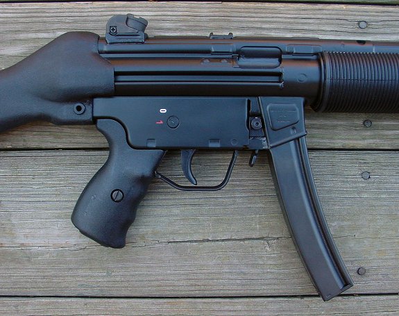1688mp5sbrc.jpg - 71963 Bytes